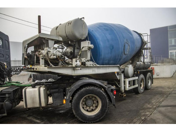 Concrete mixer semi-trailer