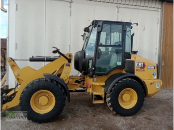 Wheel loader CATERPILLAR 908M