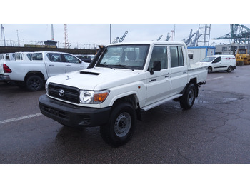 Car TOYOTA Land Cruiser