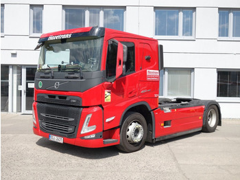 Autotransporter truck VOLVO FM13 460