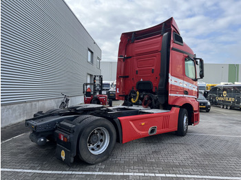 Tractor unit Mercedes-Benz Actros 1836 LS StreamSpace / 835 dkm / NL Truck: picture 2