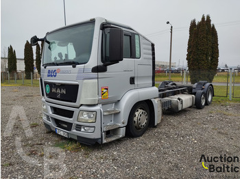 Cab chassis truck MAN TGS 18.400