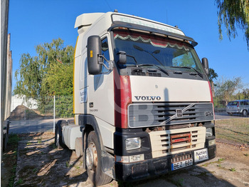 Tractor unit Volvo FH12: picture 2