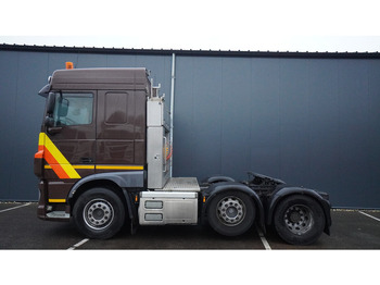 Tractor unit DAF XF 460