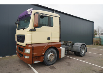 Tractor unit MAN TGX 18.400 RETARDER MANUAL GEARBOX 674.300km: picture 3