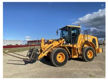 Wheel loader HYUNDAI