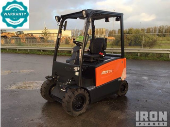 Electric forklift DOOSAN