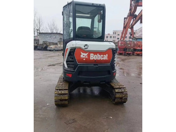 Mini excavator Bobcat E35: picture 5