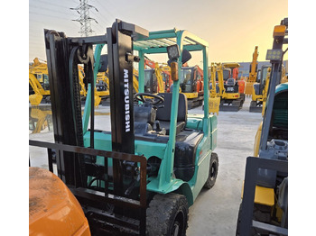 Diesel forklift MITSUBISHI