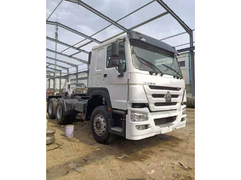 Tractor unit SINOTRUK HOWO