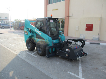 Skid steer loader SUNWARD