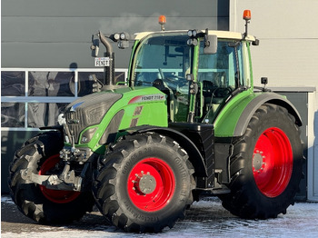 Farm tractor FENDT 718 Vario