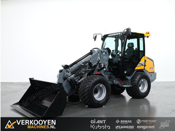 Telescopic wheel loader GIANT