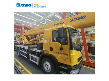 Mobile crane XCMG