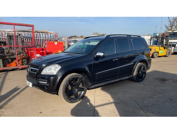 Car MERCEDES-BENZ GL450 4.0 CDI: picture 2