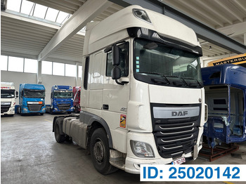 Tractor unit DAF XF 460