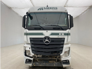 Tractor unit Mercedes-Benz Actros 1843: picture 2