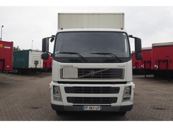 Box truck Volvo FM9.260: picture 2