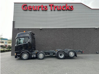 Cab chassis truck SCANIA R