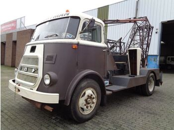 Crane truck DAF