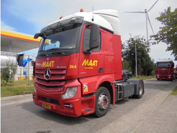 Tractor unit MERCEDES-BENZ Actros 1836