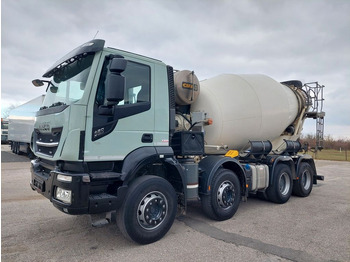 Concrete mixer truck IVECO