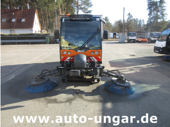 Road sweeper HAKO CityMaster CM 2000 Kehrmaschine Euro 5 Bj. 2014 2-Besen-System: picture 3