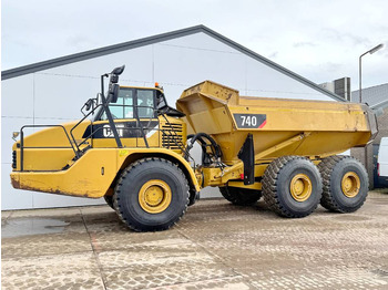 Articulated dumper CATERPILLAR 740