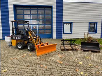 Compact loader PERKINS