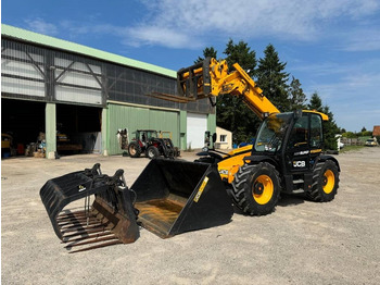 Telescopic handler JCB