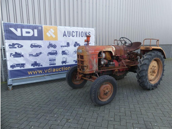 Farm tractor FAHR