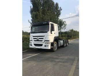 Tractor unit SINOTRUK HOWO