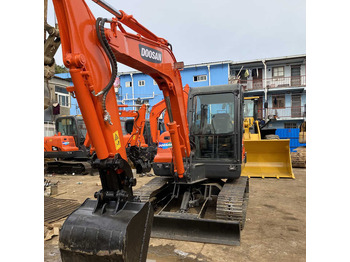 Crawler excavator DOOSAN DX60