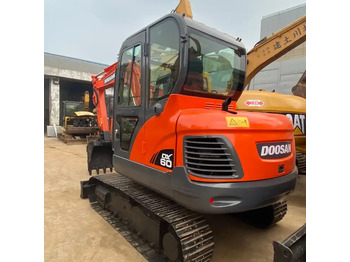 Crawler excavator DOOSAN DX55