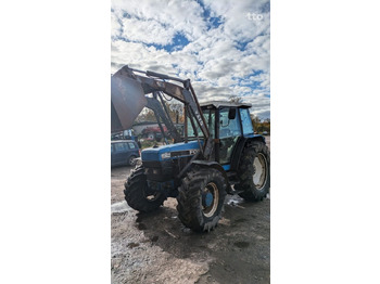 Farm tractor FORD