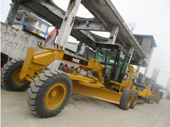 Grader CATERPILLAR 140K