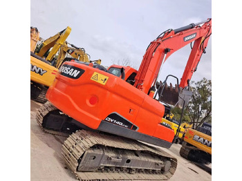 Crawler excavator Doosan DX140: picture 2