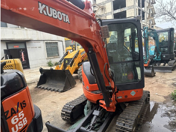 Mini excavator Kubota U35: picture 5