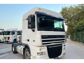 Tractor unit DAF XF 105 460