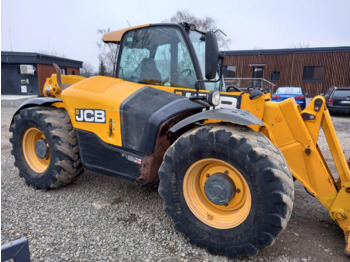 Telescopic handler JCB