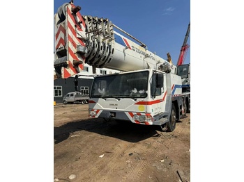 Mobile crane ZOOMLION