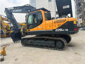 Crawler excavator HYUNDAI