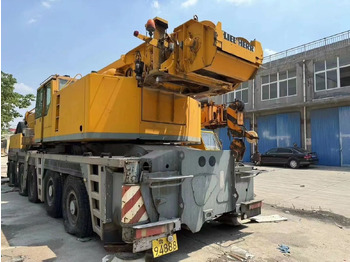 Mobile crane LIEBHERR