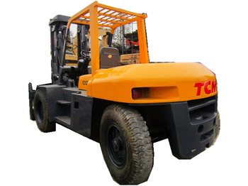 Diesel forklift TCM