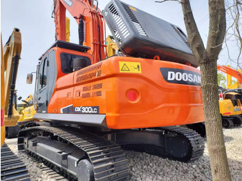 Crawler excavator DOOSAN DX300