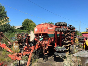 Combine seed drill KVERNELAND