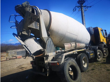 Concrete mixer truck Renault Kerax 420: picture 4