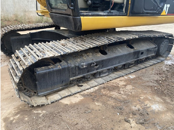 Crawler excavator Caterpillar 320C: picture 4