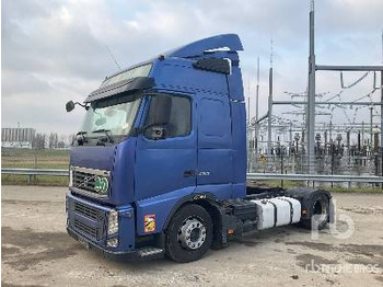 Tractor unit VOLVO FH12 460