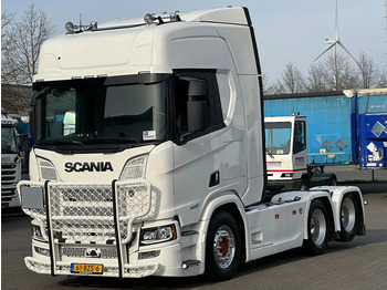 Tractor unit SCANIA R 580